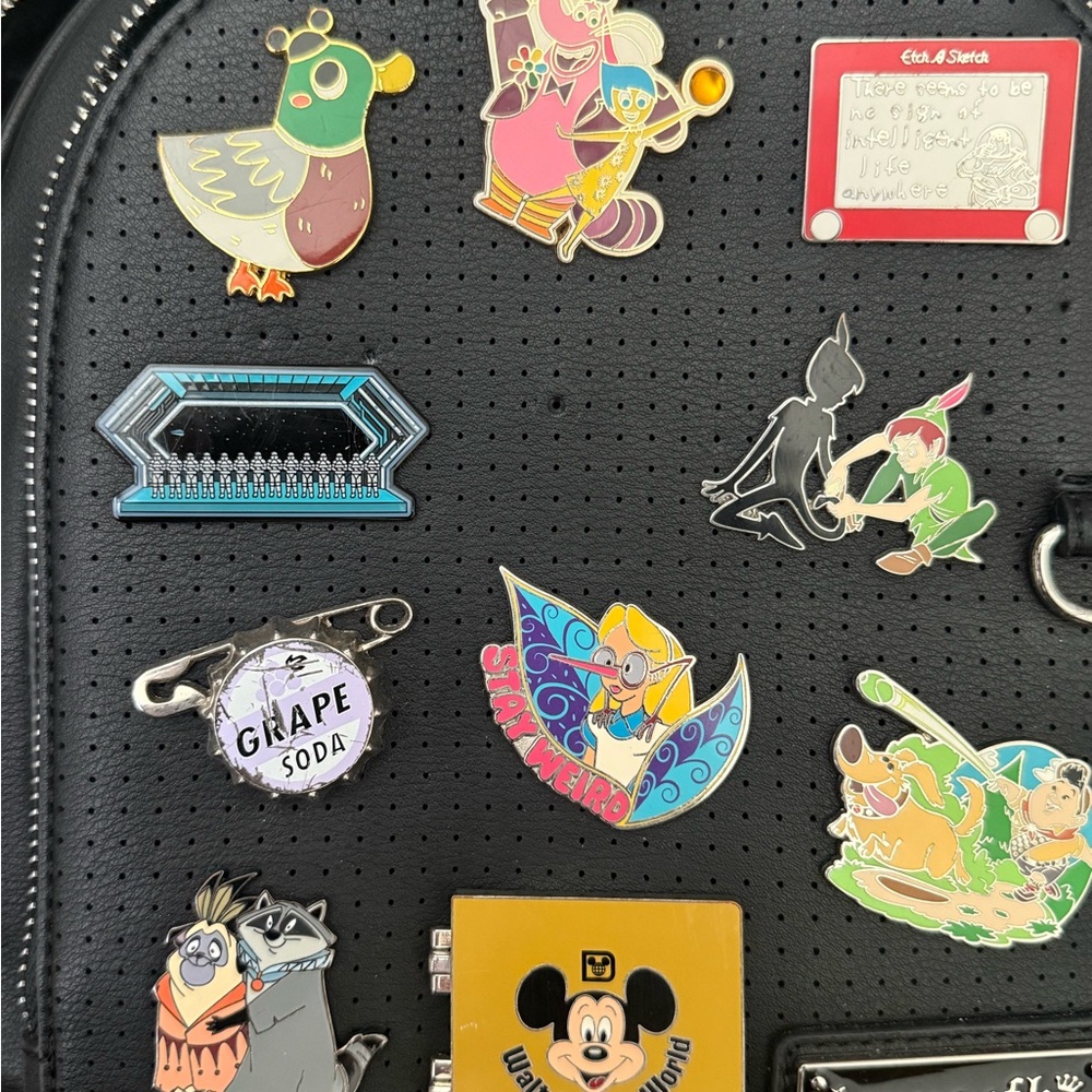 Black Loungefly Mini Backpack (Pins Included) - Picture 2 of 9
